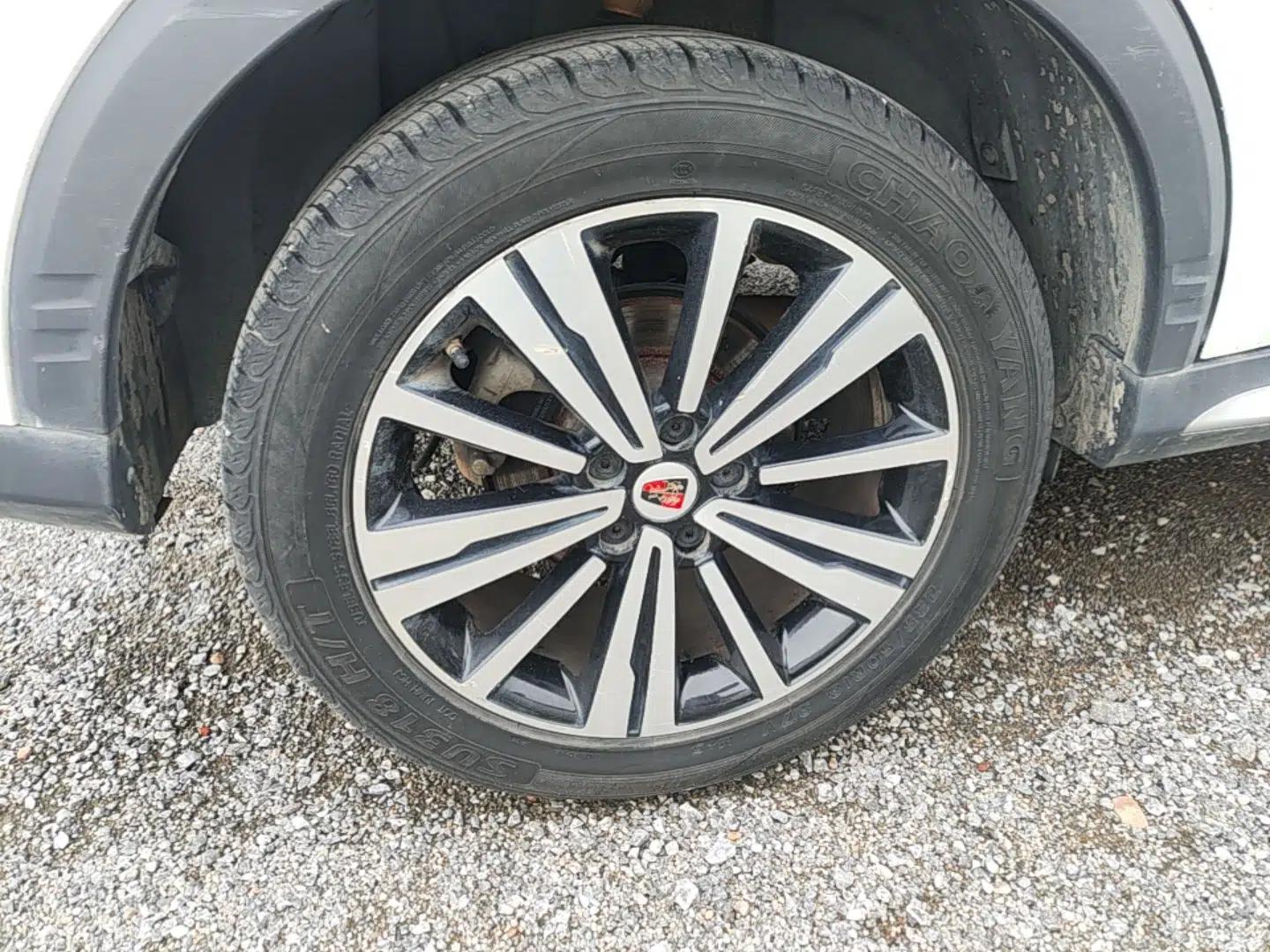 Roewe RX5 2020 20T Automatic 4G Connected Million Edition — миниатюра 10