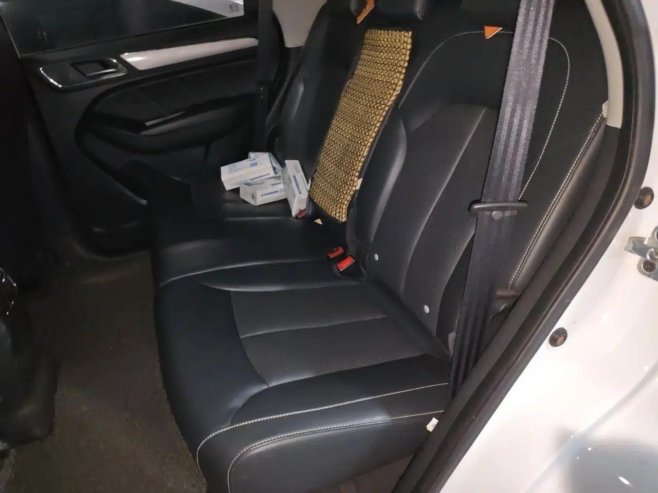 Roewe RX5 2016 20T Two-Wheel Drive Automatic Internet Smart Edition — миниатюра 20