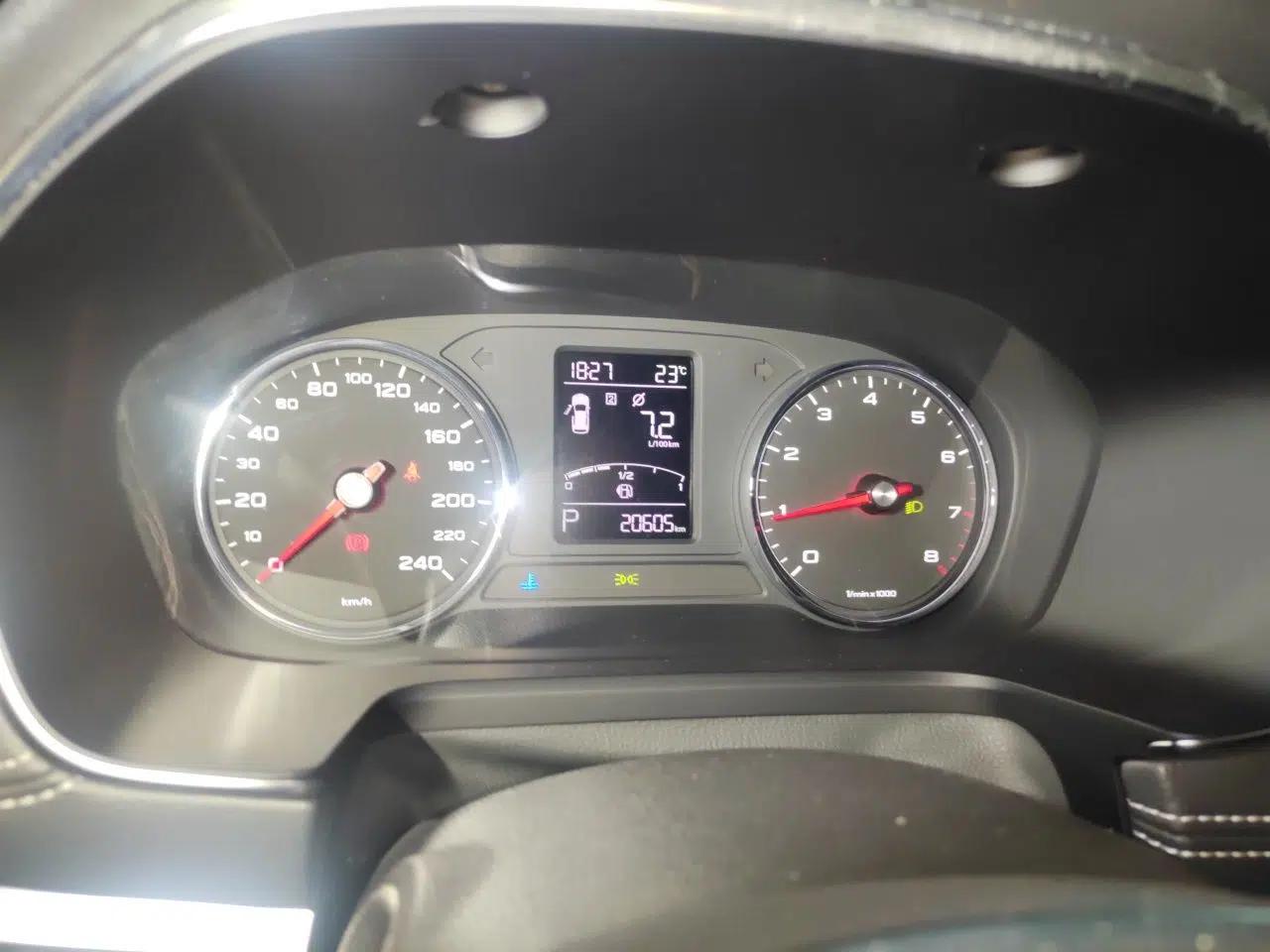 Roewe RX5 2019 20T Two-Wheel Drive Automatic Ali Smart Connectivity Platinum Edition — миниатюра 12