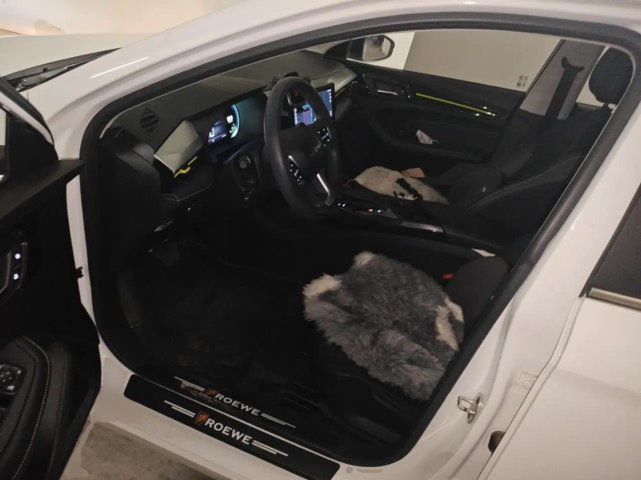 Roewe i5 2021 Revised Version 1.5L CVT Diamond Edition — миниатюра 17