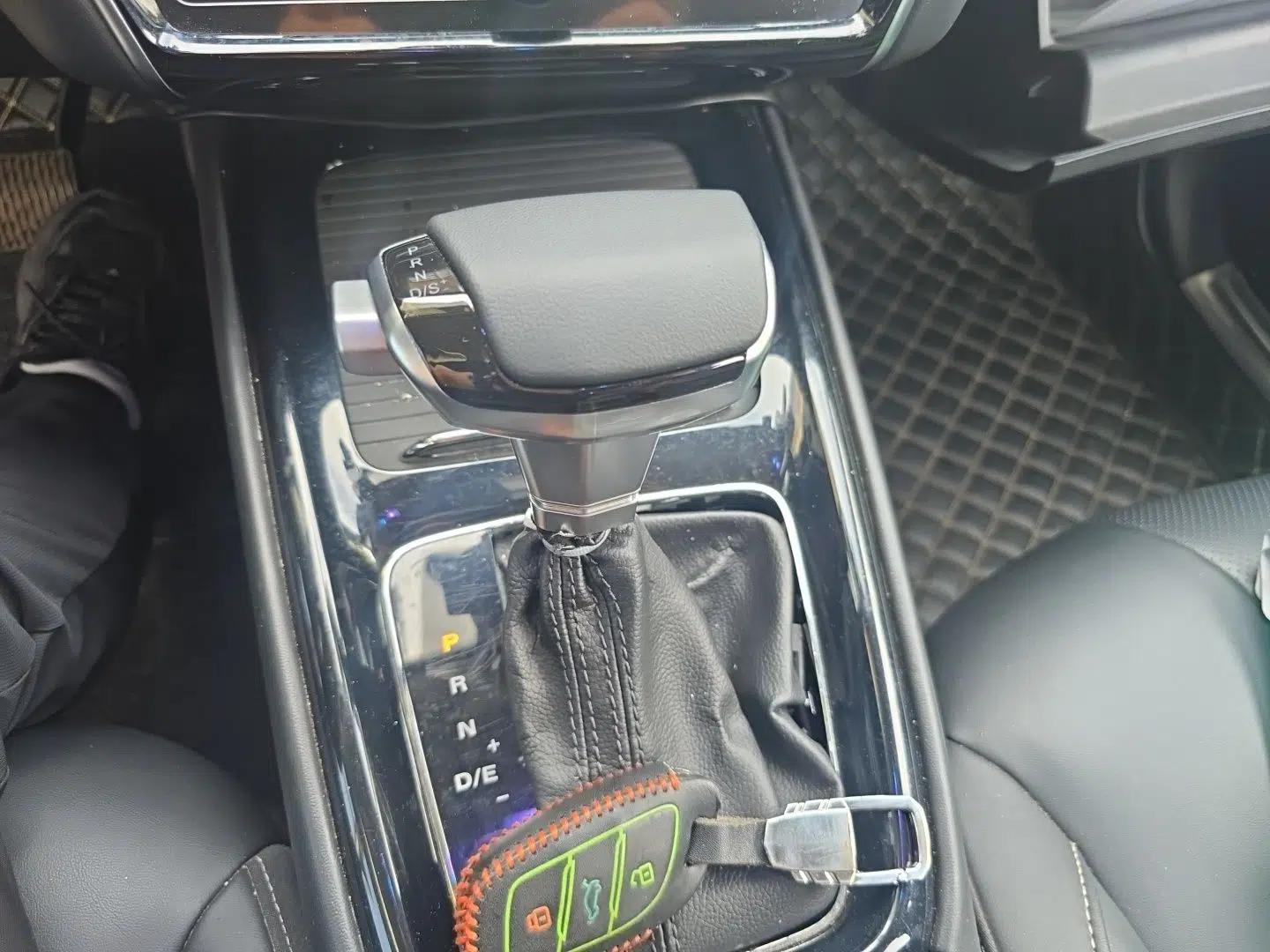 Roewe i5 2019 1.5L Automatic 4G Connected Langhao Edition — миниатюра 15
