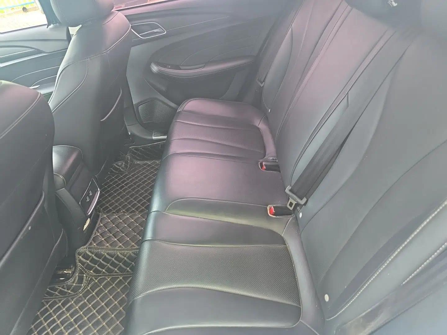 Roewe i5 2019 1.5L Automatic 4G Connected Langhao Edition — миниатюра 18
