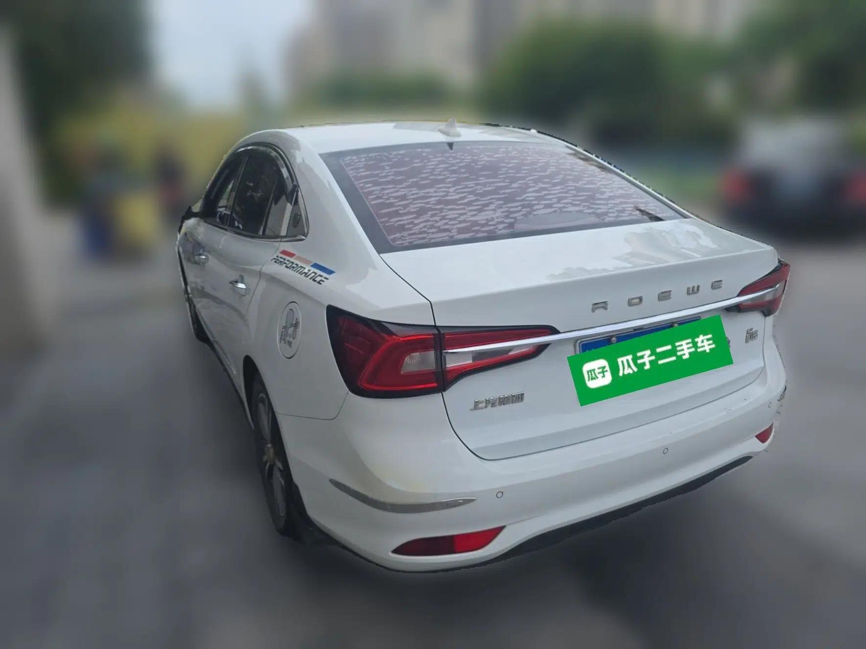 Roewe i5 2019 1.5L Automatic 4G Connected Langhao Edition — миниатюра 4