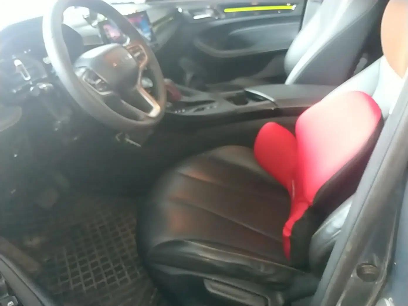 Roewe i5 2021 1.5L CVT Diamond Edition — миниатюра 18
