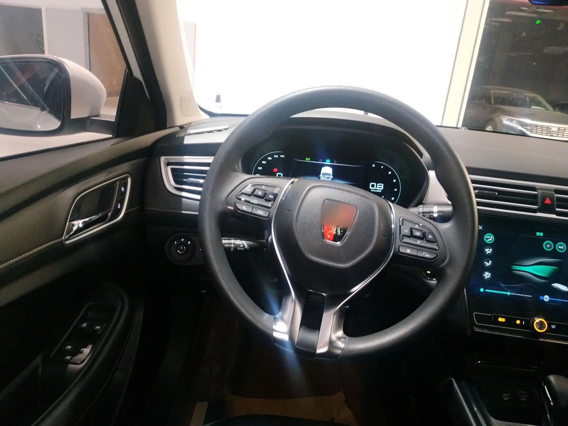Roewe i5 2020 1.5L Automatic 4G Connect Luxury Flagship Edition — миниатюра 14