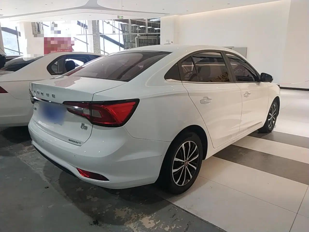 Roewe i5 2020 1.5L Automatic 4G Connect Luxury Flagship Edition — миниатюра 6