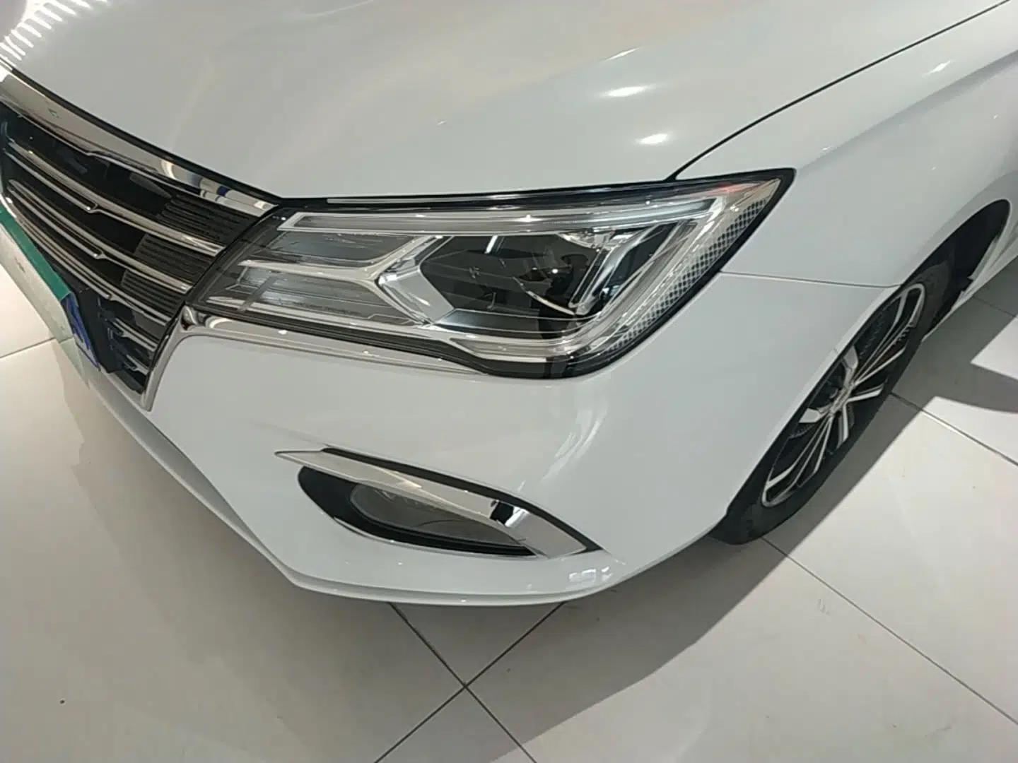 Roewe i5 2020 1.5L Automatic 4G Connect Luxury Flagship Edition — миниатюра 9