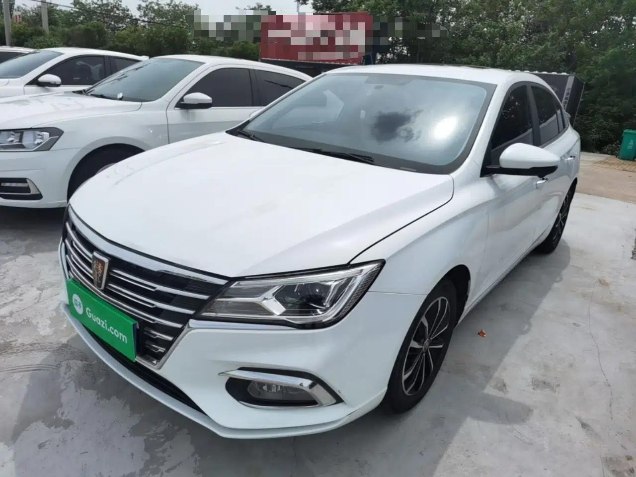 Roewe i5 2020 1.5L Automatic 4G Connect Luxury Flagship Edition — миниатюра 1