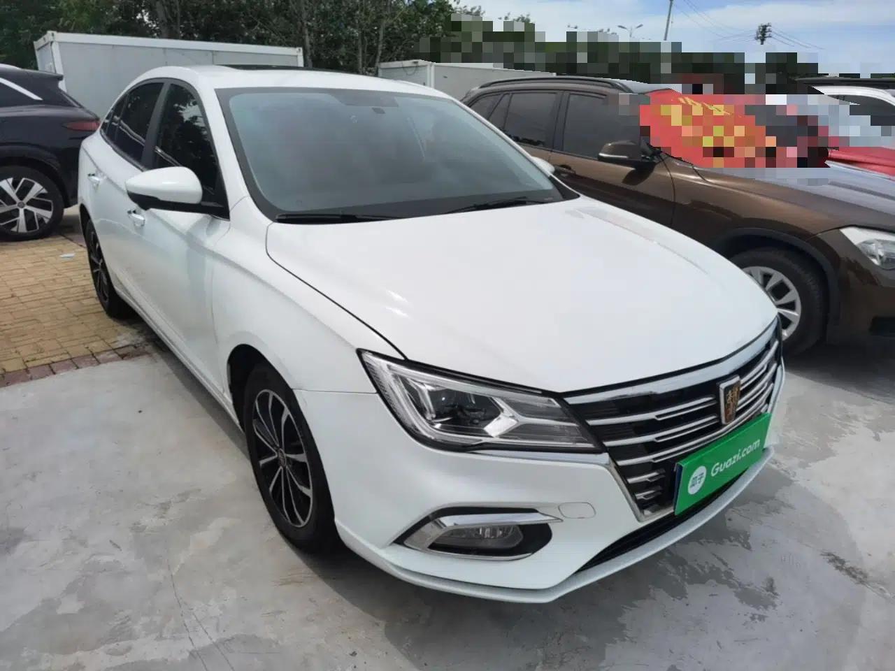 Roewe i5 2020 1.5L Automatic 4G Connect Luxury Flagship Edition — миниатюра 3
