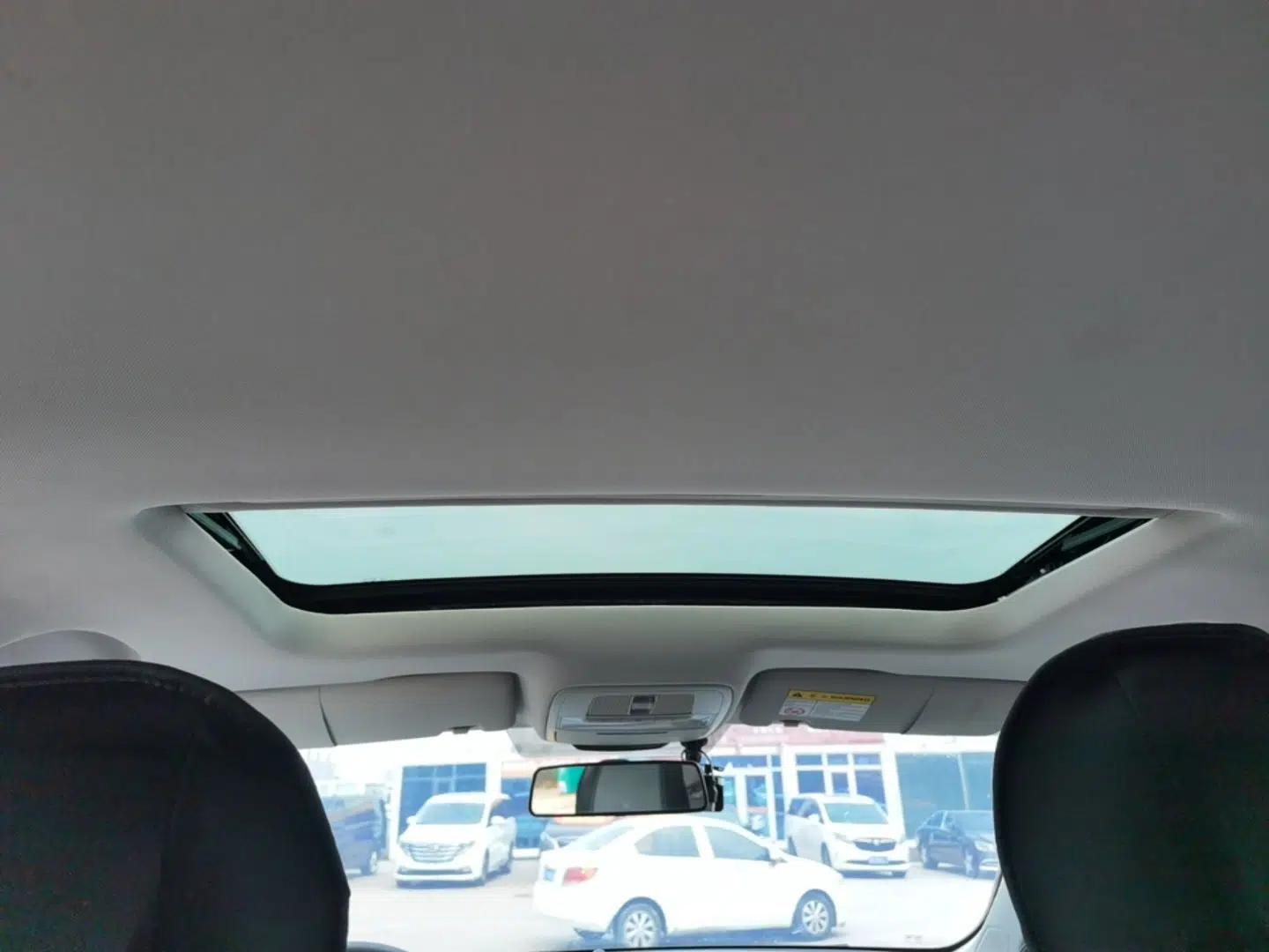 Roewe i5 2020 1.5L Automatic 4G Connect Luxury Flagship Edition — миниатюра 21