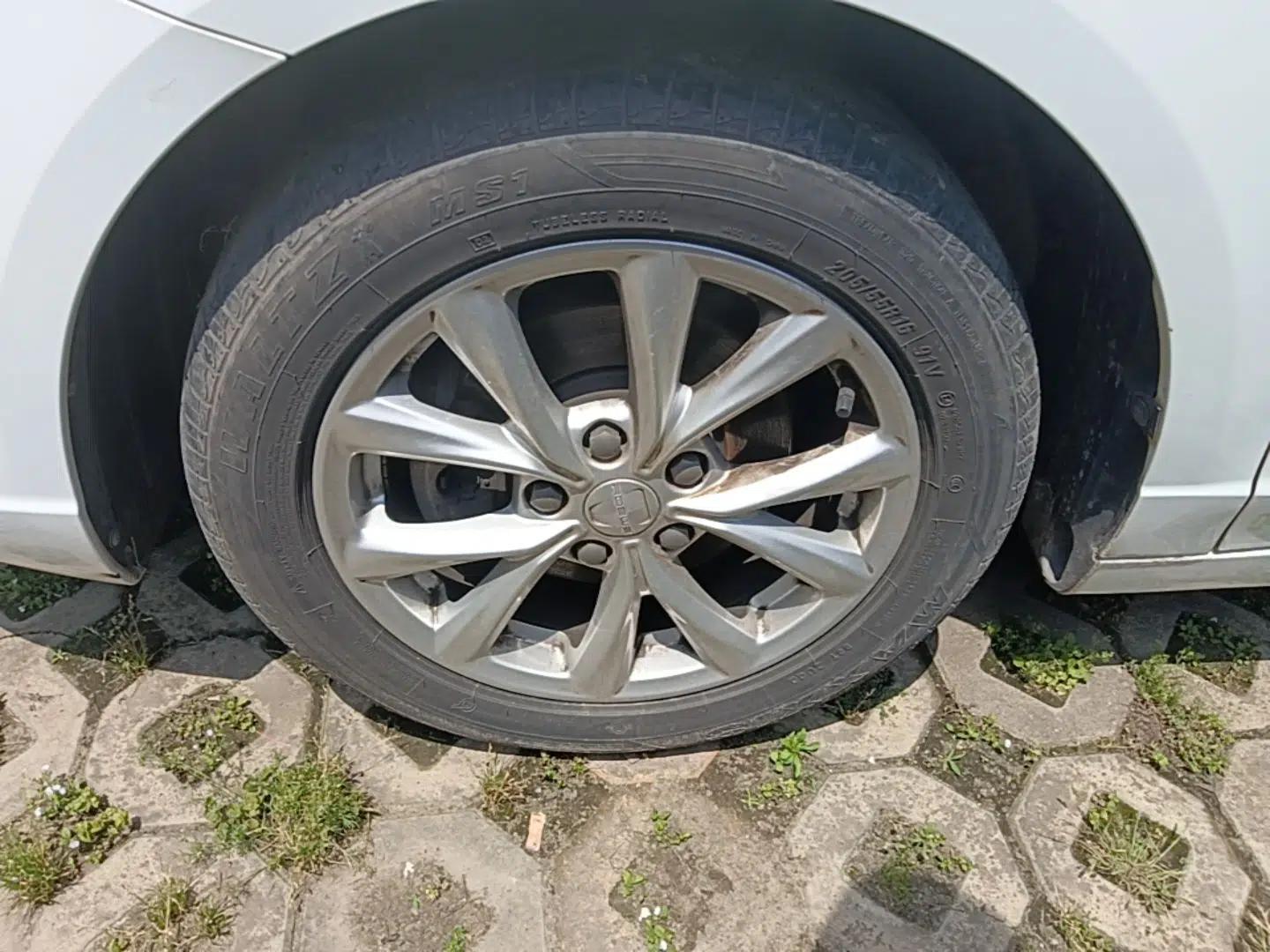 Roewe i5 2020 1.5L Manual 4G Connect Luxury Edition — миниатюра 8