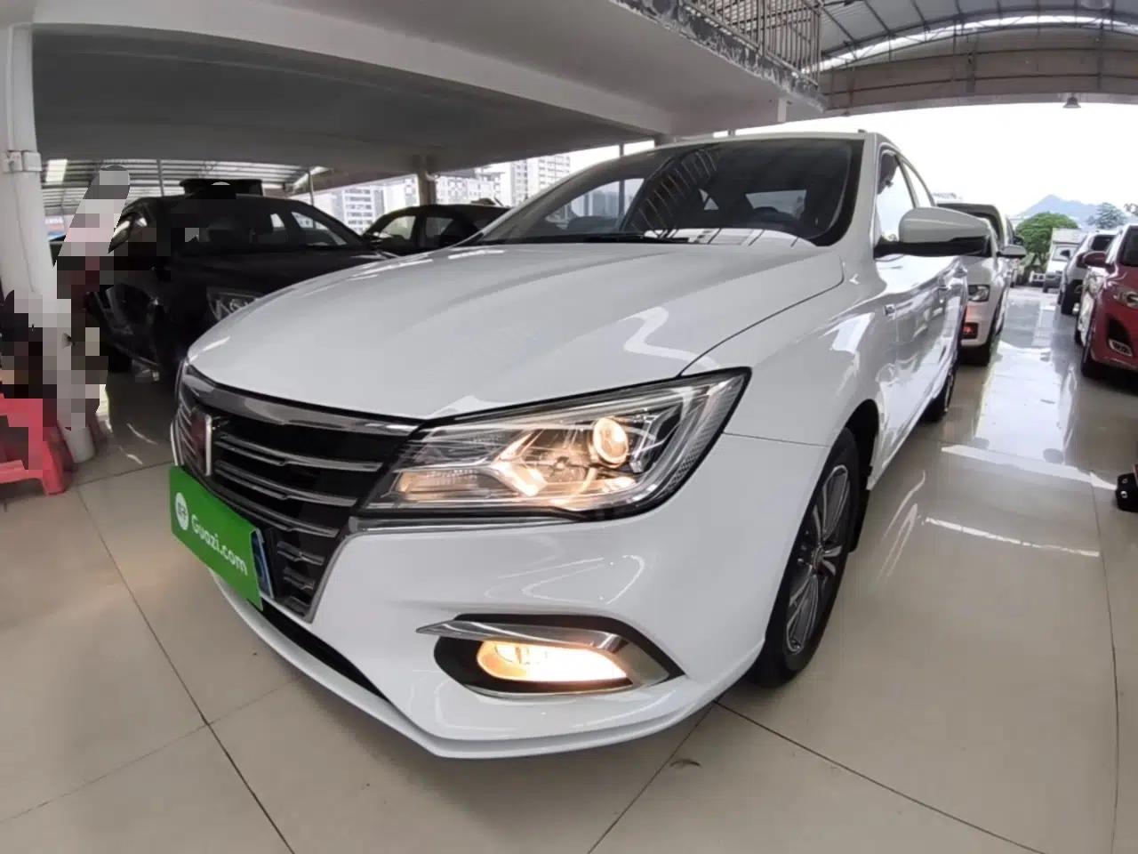 Roewe i5 2019 1.5L Manual 4G Connectable Langhao Edition — миниатюра 1