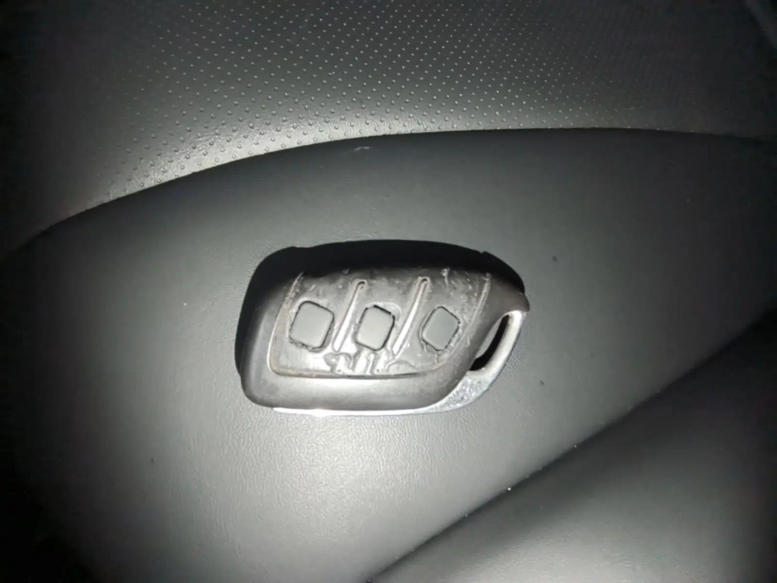 Roewe i5 2019 1.5L Manual 4G Connectable Langhao Edition — миниатюра 12