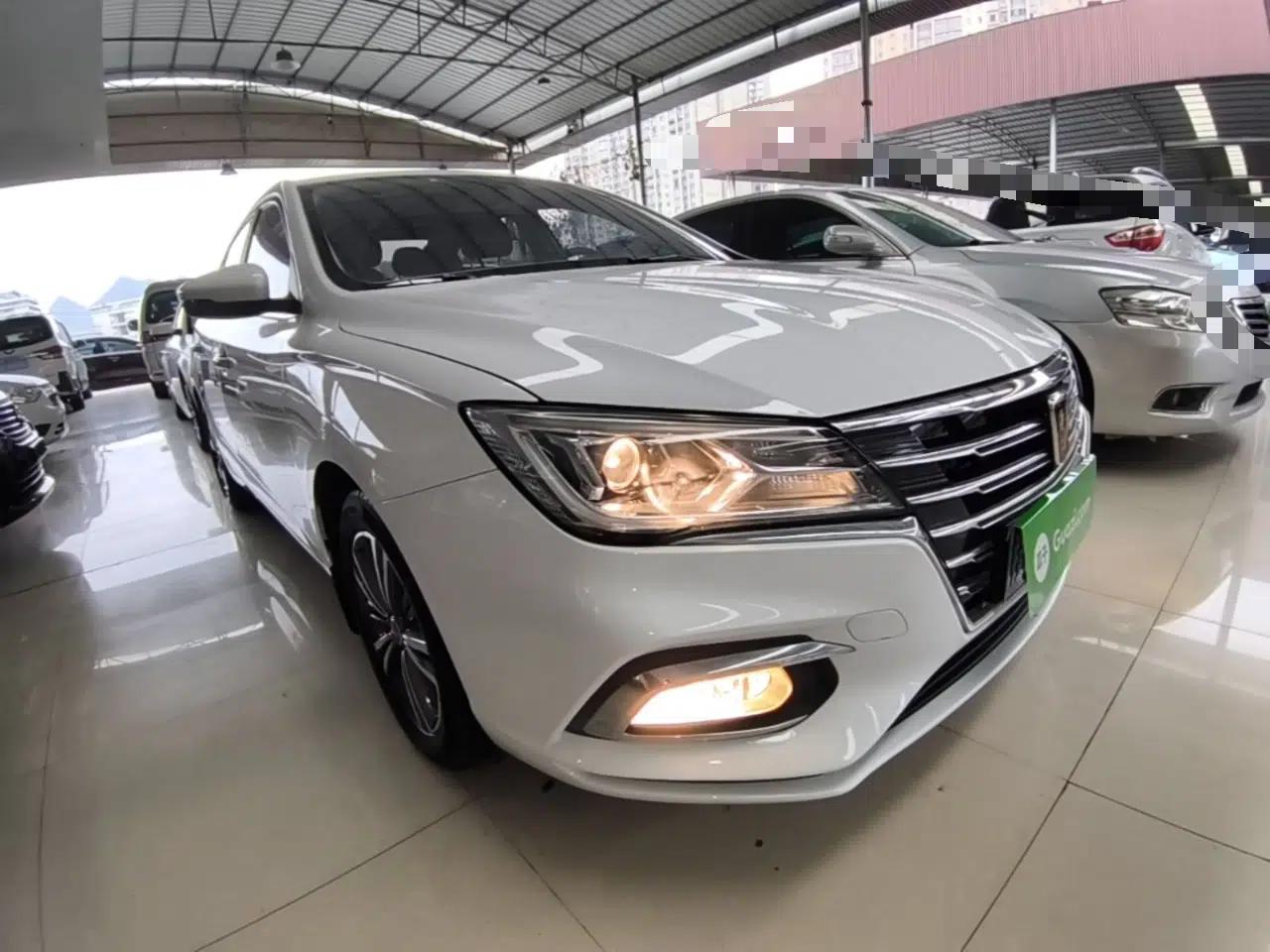 Roewe i5 2019 1.5L Manual 4G Connectable Langhao Edition — миниатюра 3
