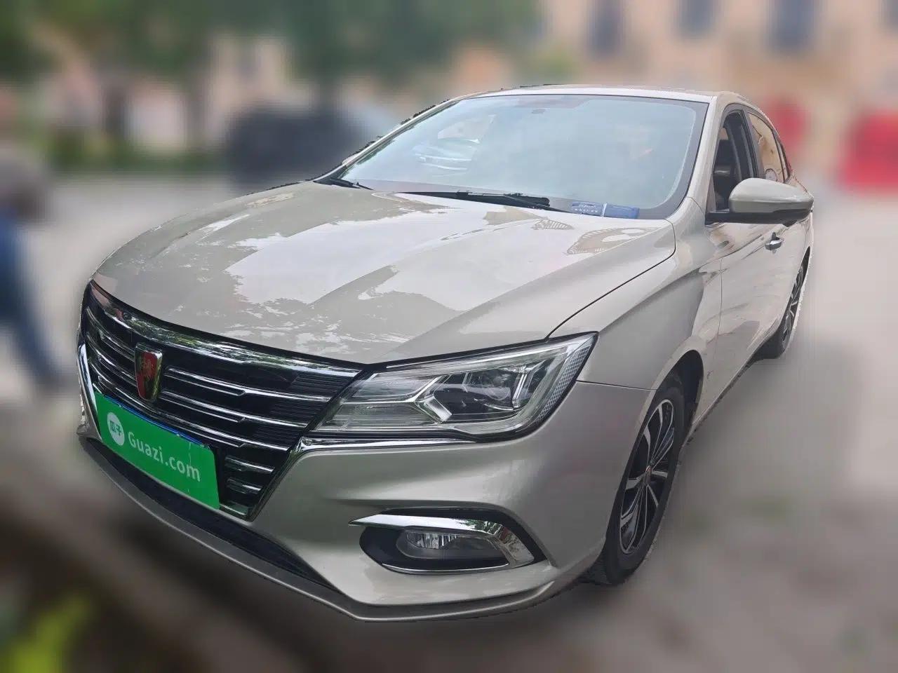 Roewe i5 2020 1.5L Automatic 4G Connect Luxury Flagship Edition — миниатюра 1