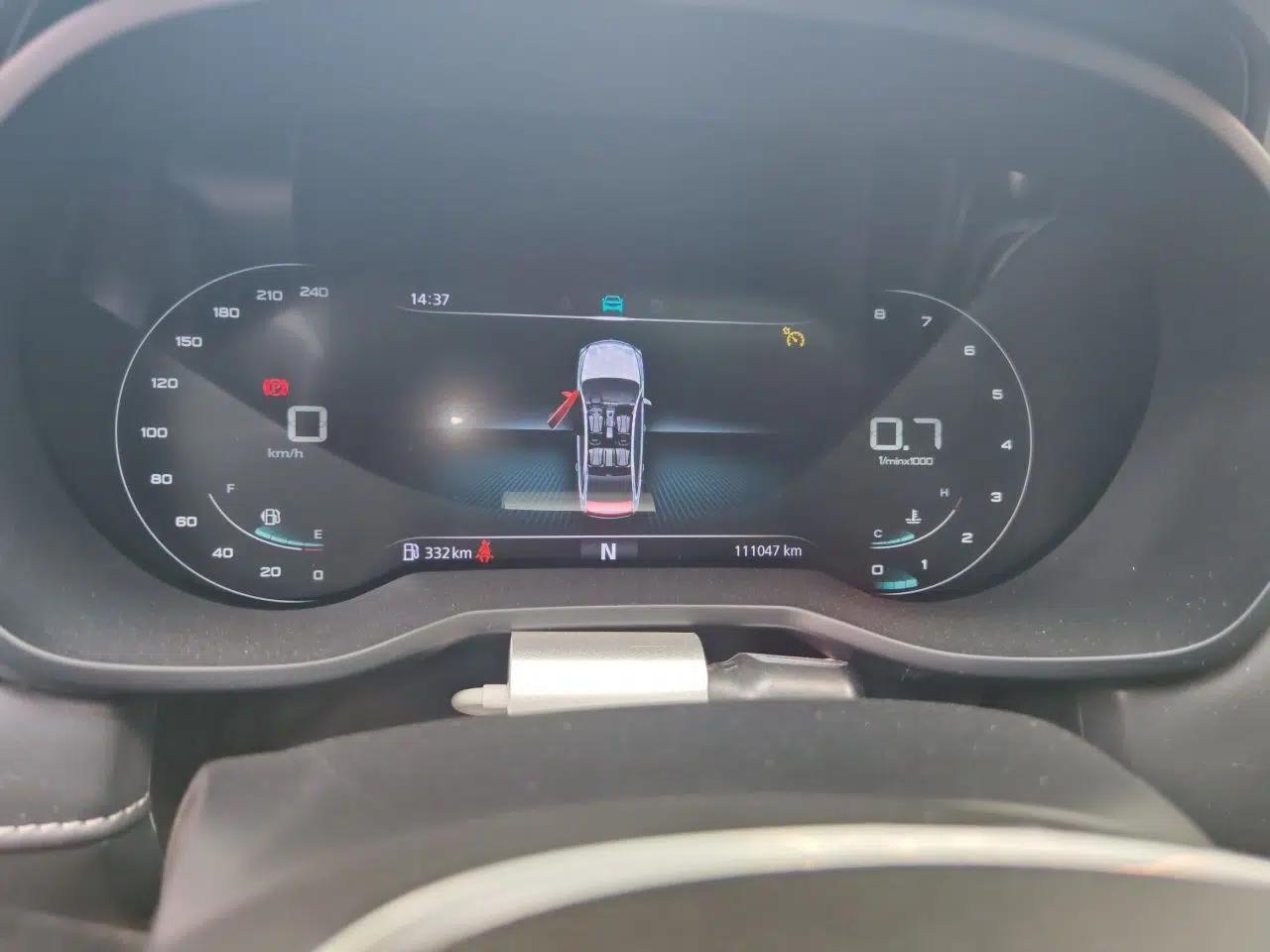 Roewe i5 2020 1.5L Automatic 4G Connect Luxury Flagship Edition — миниатюра 12