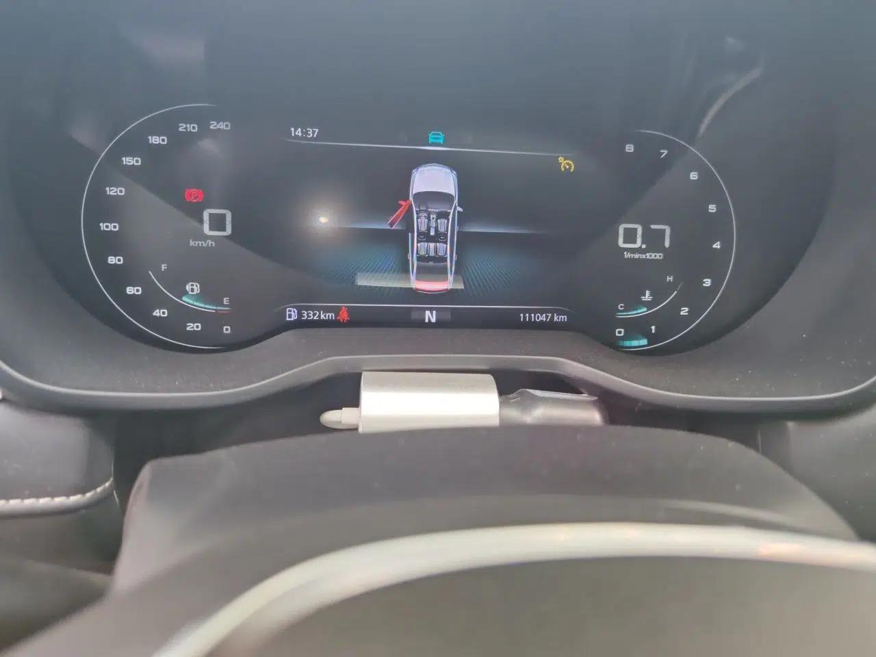 Roewe i5 2020 1.5L Automatic 4G Connect Luxury Flagship Edition — миниатюра 13