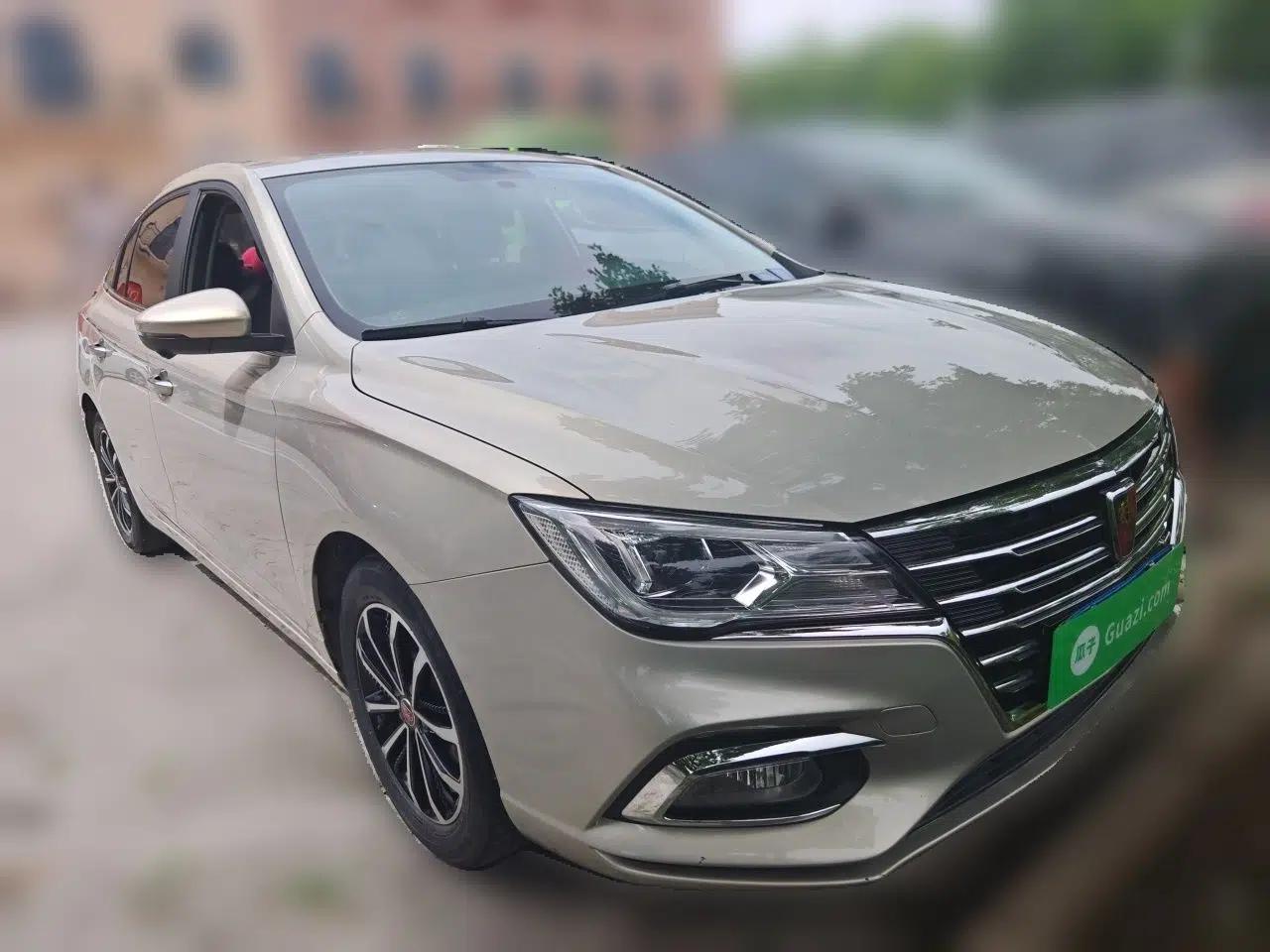 Roewe i5 2020 1.5L Automatic 4G Connect Luxury Flagship Edition — миниатюра 3