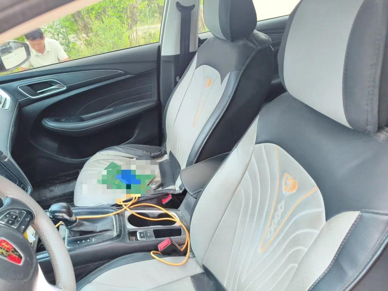 Roewe i5 2020 1.5L Automatic 4G Connected Linghao Edition — миниатюра 16