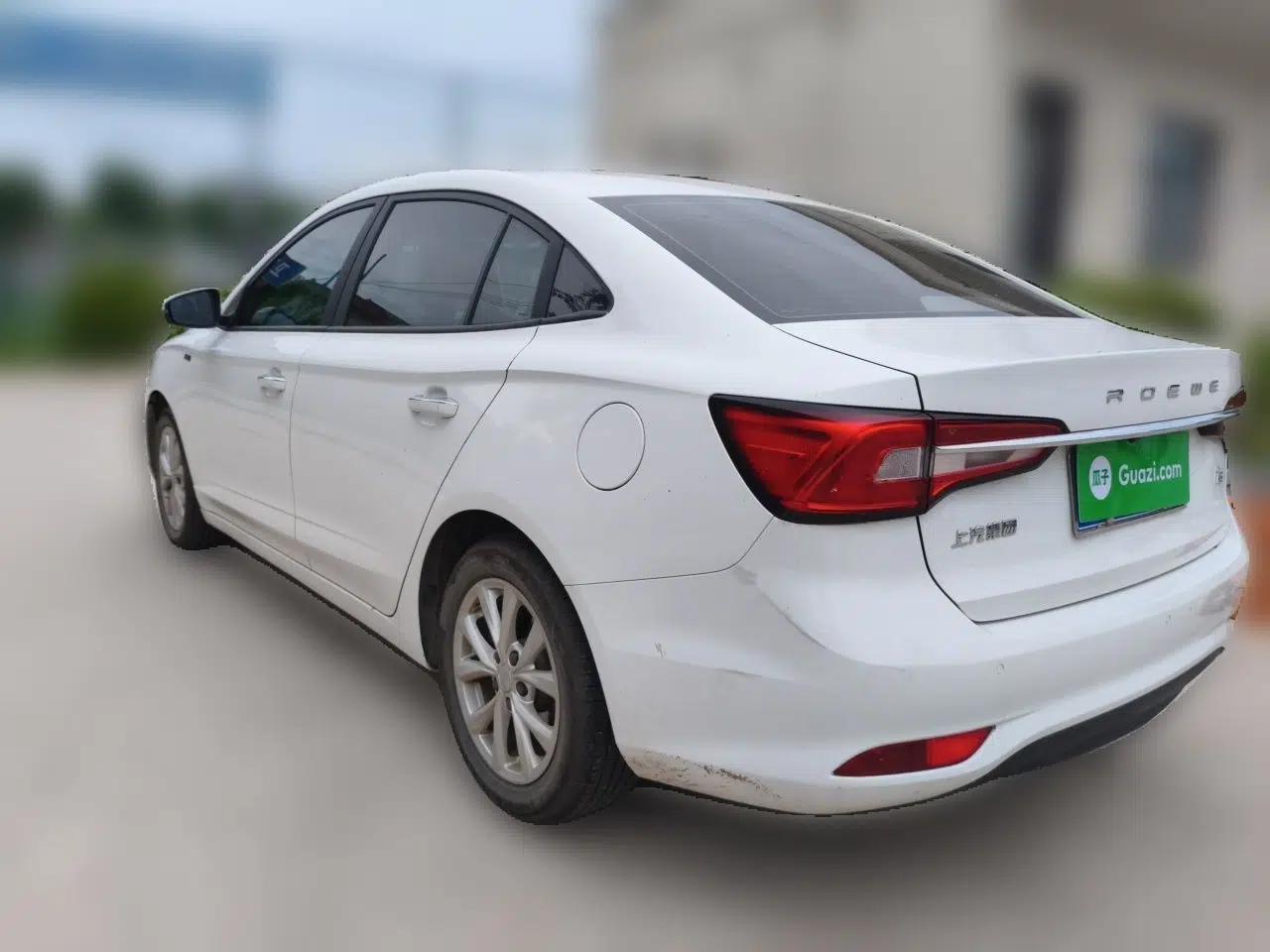 Roewe i5 2020 1.5L Automatic 4G Connected Linghao Edition — миниатюра 4