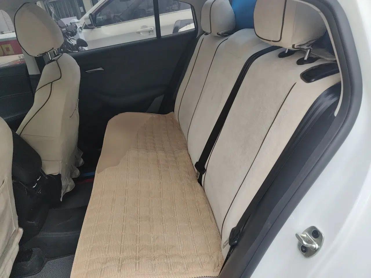 Roewe i5 2023 1.5L Manual Comfort Edition — миниатюра 18