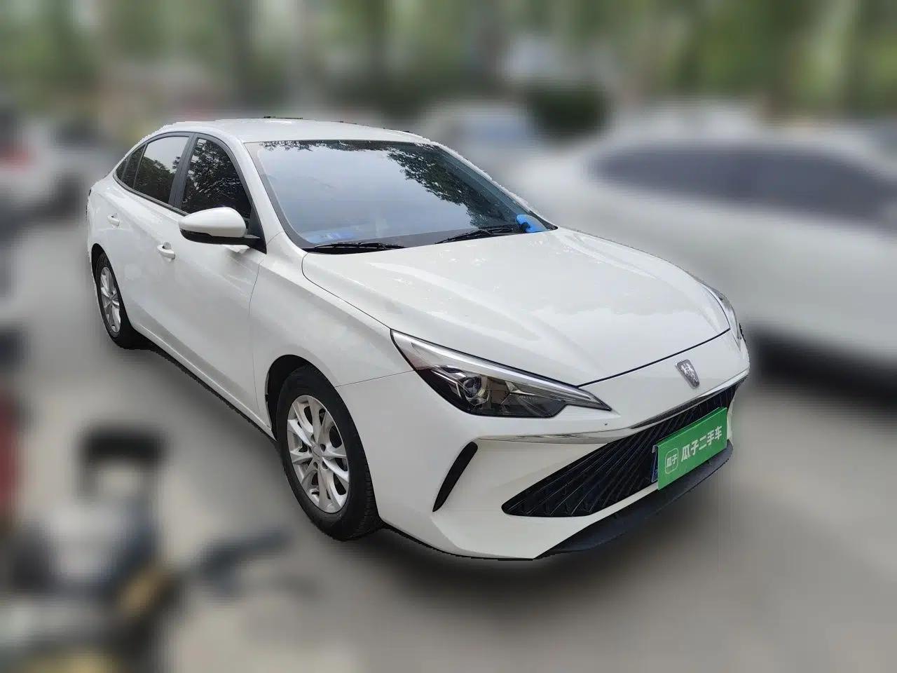 Roewe i5 2023 1.5L Manual Comfort Edition — миниатюра 3
