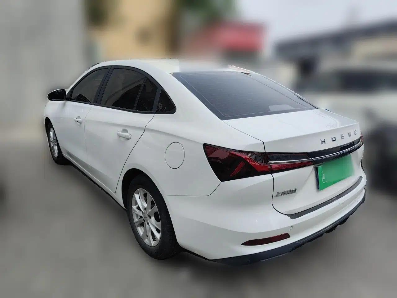 Roewe i5 2023 1.5L Manual Comfort Edition — миниатюра 4