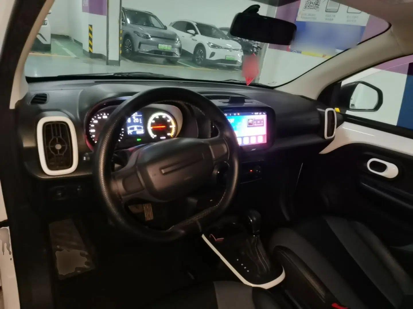Roewe Clever 2022 311km QiQi BoBo Edition — миниатюра 13