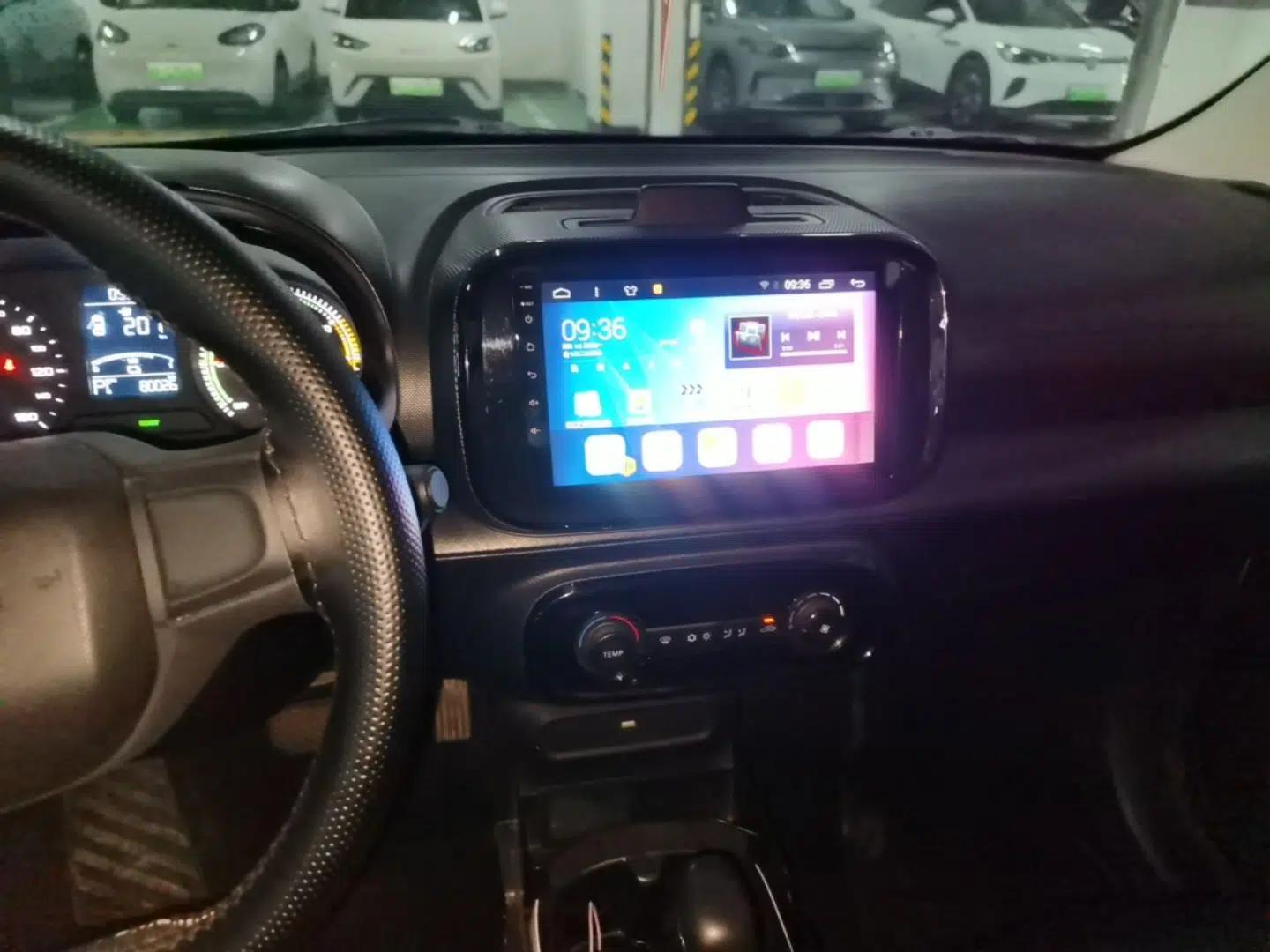 Roewe Clever 2022 311km QiQi BoBo Edition — миниатюра 16