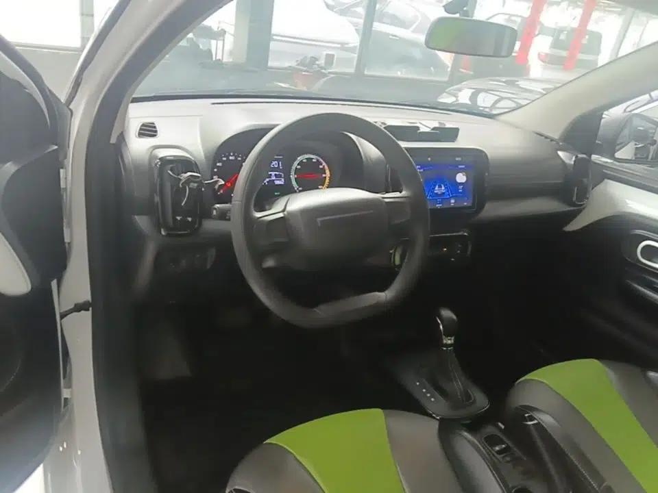 Roewe Clever 2021 302 km New Four-Seater Super-Efficient Version — миниатюра 13