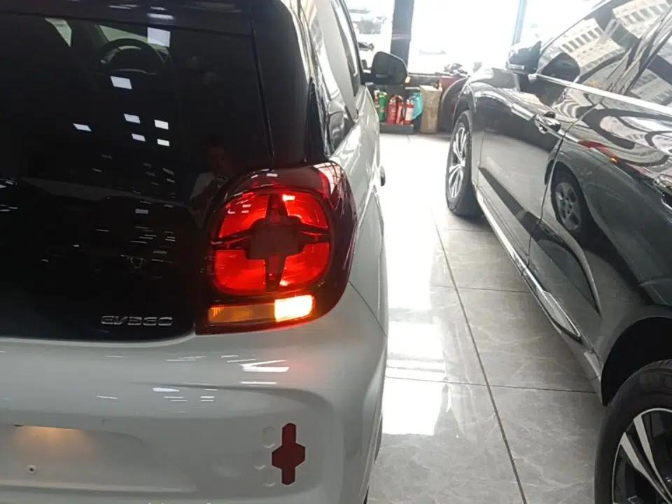 Roewe Clever 2021 302 km New Four-Seater Super-Efficient Version — миниатюра 7