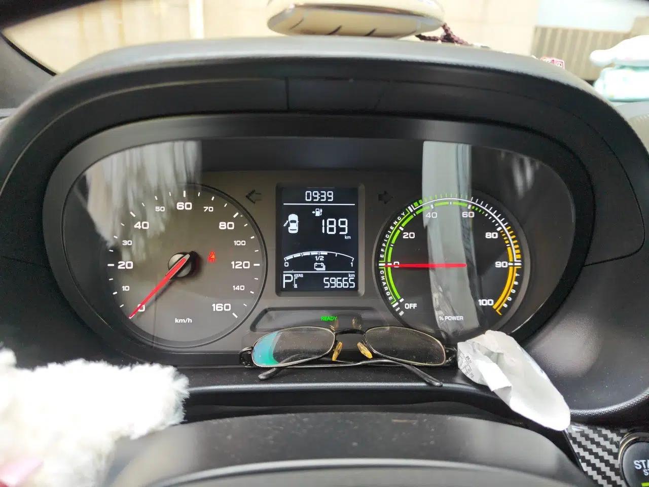Roewe Clever 2022 311km QiQi BoBo Edition — миниатюра 8