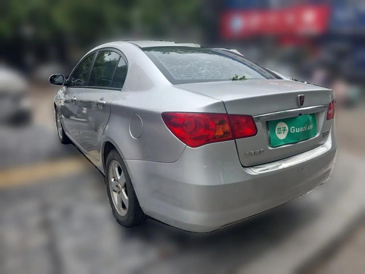 Roewe 350 2013 350C 1.5L Manual Swift Edition — миниатюра 4