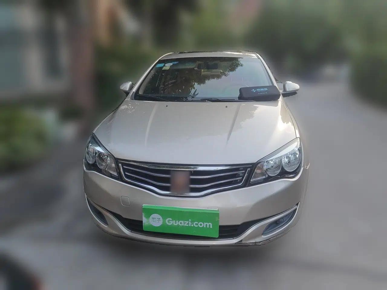 Roewe 350 2015 1.5L Automatic Luxury Sunroof Edition — миниатюра 2