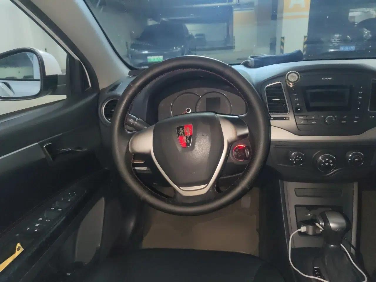 Roewe 350 2014 1.5L Automatic Xunda Edition — миниатюра 11