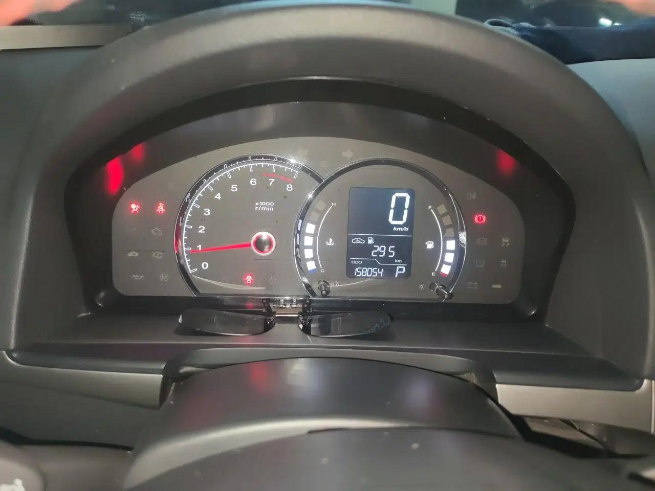 Roewe 350 2014 1.5L Automatic Xunda Edition — миниатюра 12
