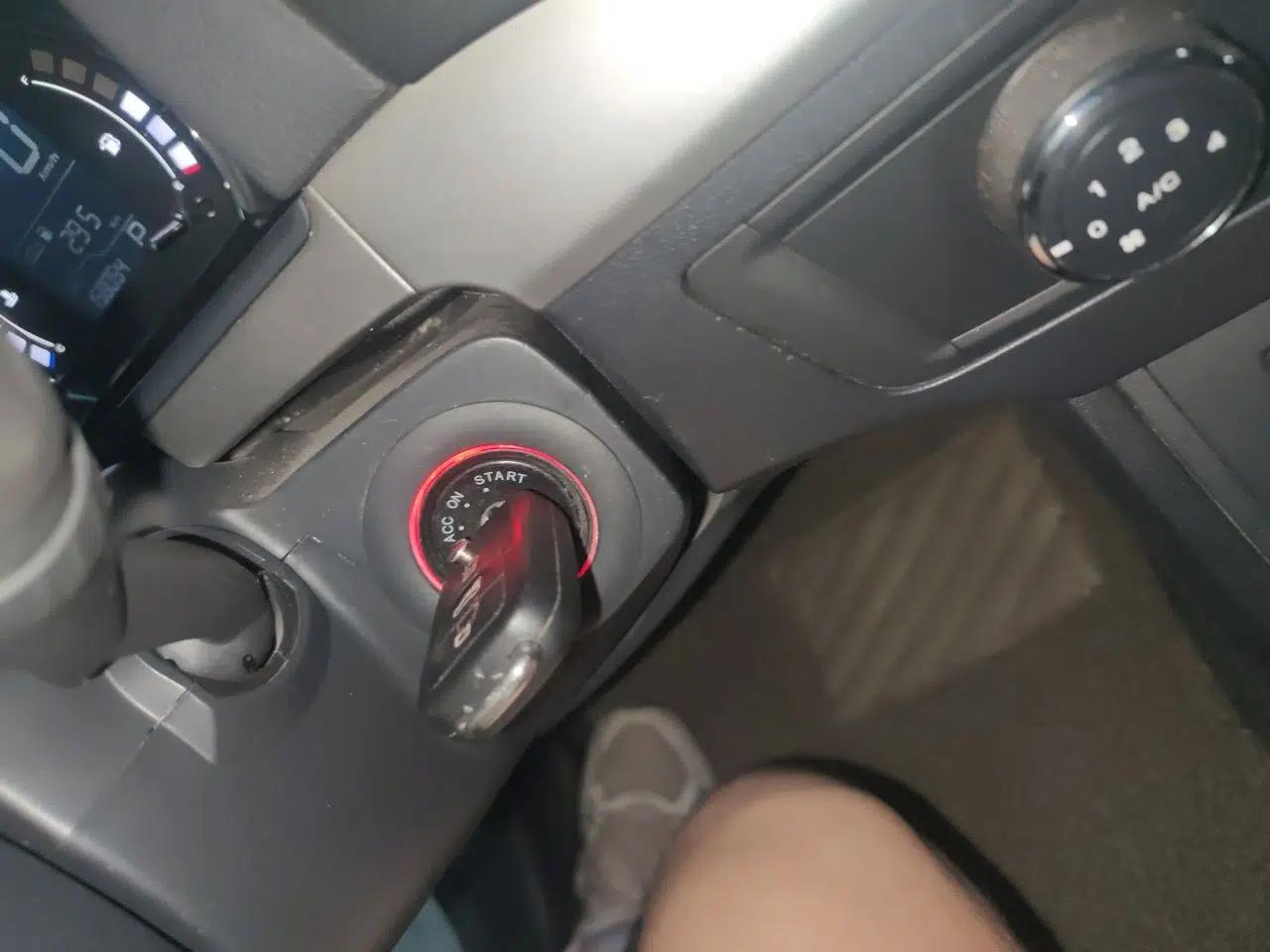 Roewe 350 2014 1.5L Automatic Xunda Edition — миниатюра 9