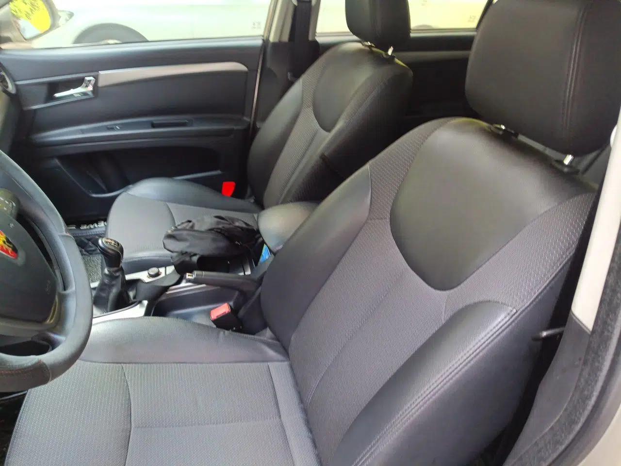 Roewe 350 2013 350C 1.5L Manual Swift Edition — миниатюра 16