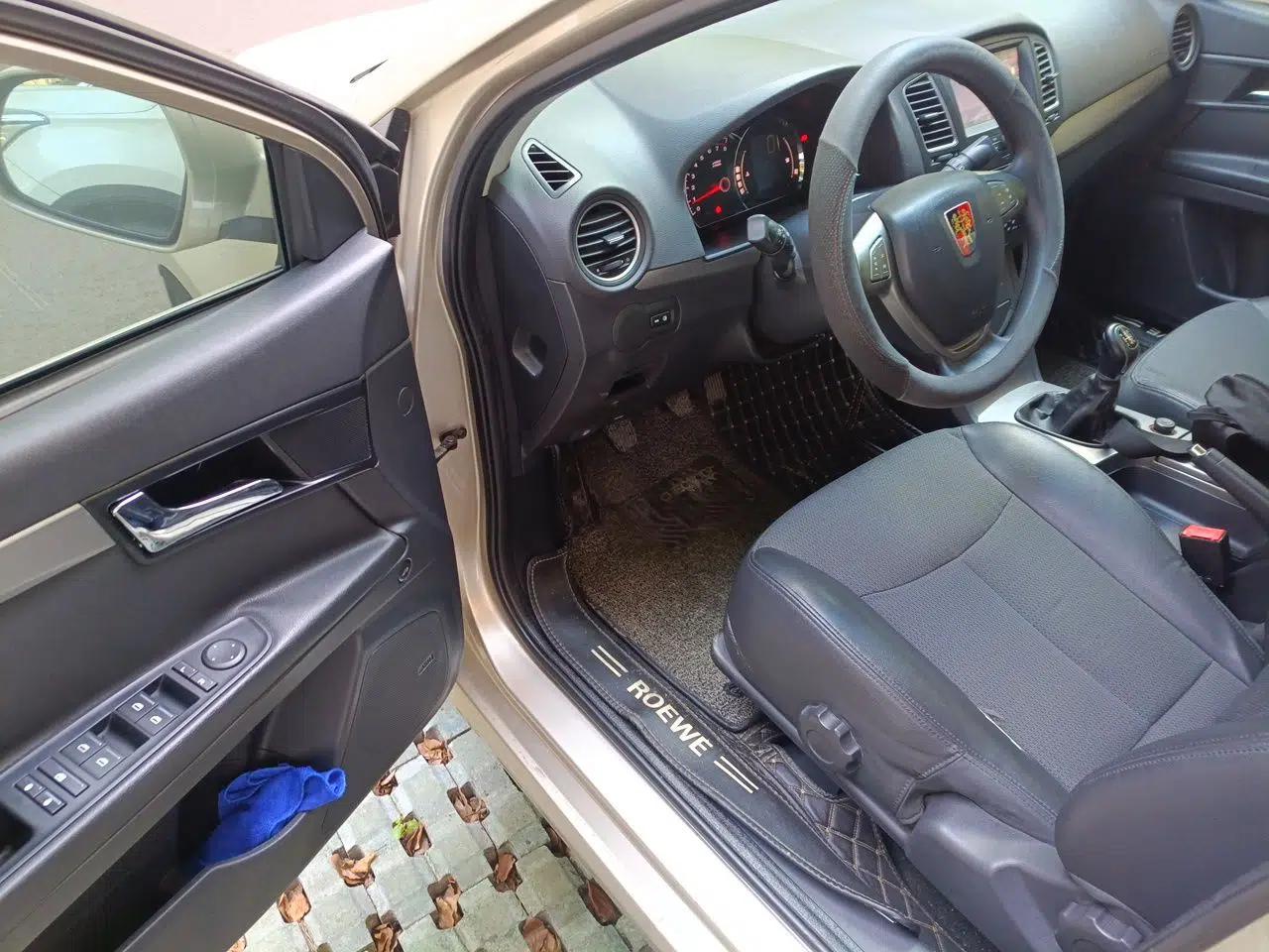 Roewe 350 2013 350C 1.5L Manual Swift Edition — миниатюра 17