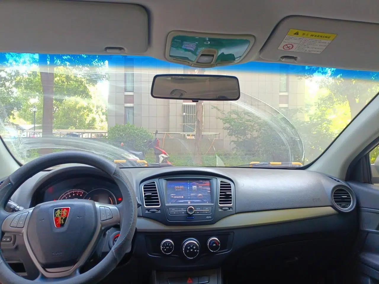 Roewe 350 2013 350C 1.5L Manual Swift Edition — миниатюра 19