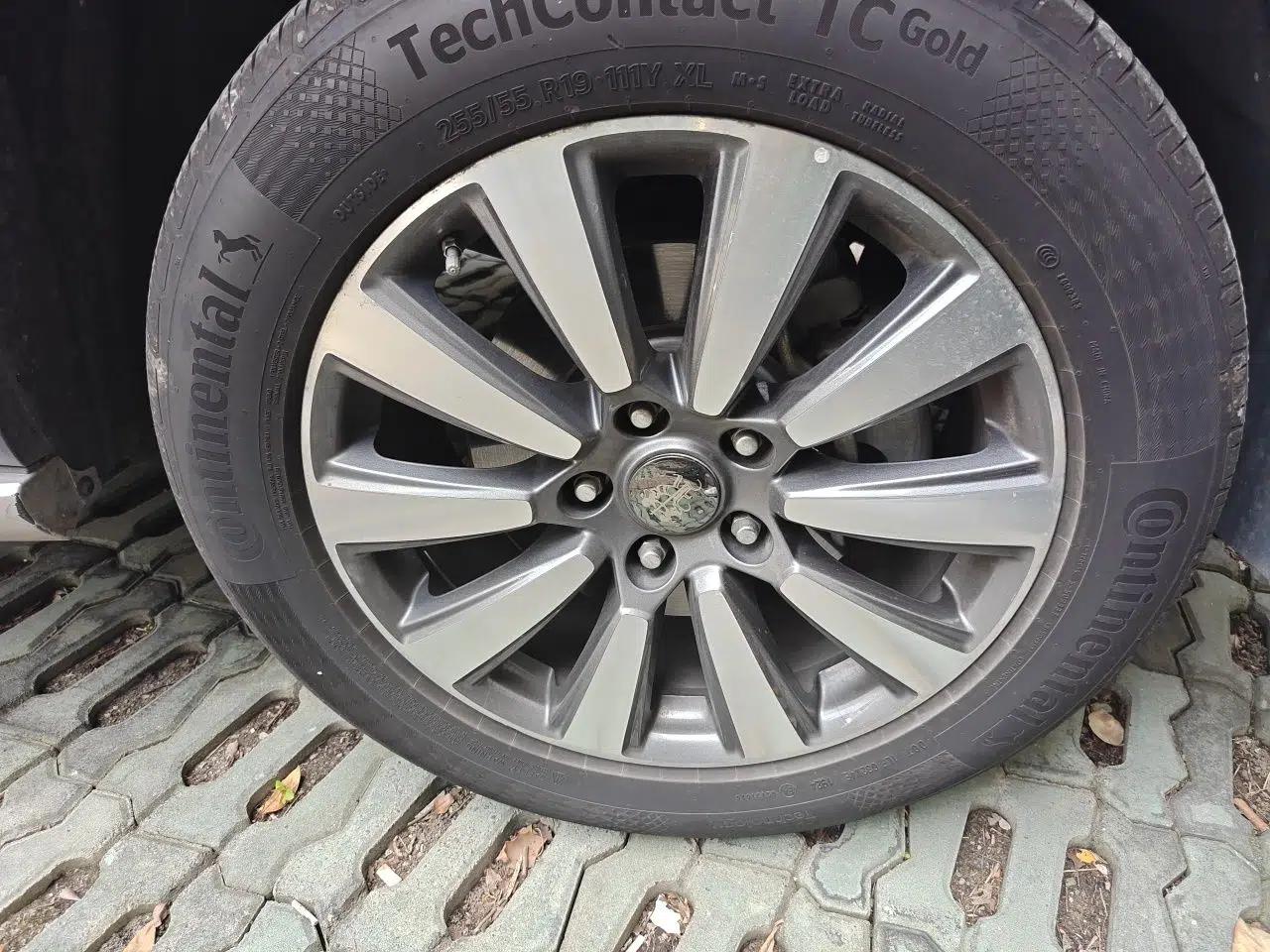 Roewe RX8 2018 30T Smart Connectivity Two-Wheel Drive Supreme Edition — миниатюра 8