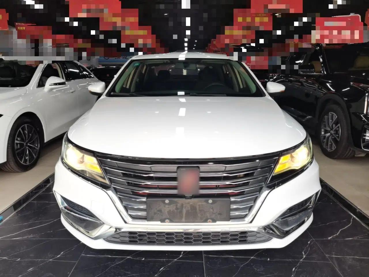 Roewe i6 2019 PLUS 1.6L CVT 4G Connected Luxury Deluxe Edition — миниатюра 2