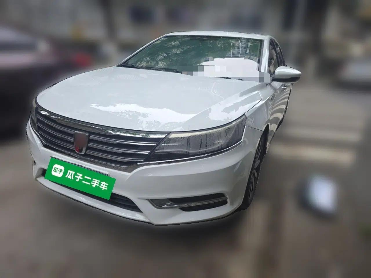 Roewe i6 2018 20T Automatic Internet Smart Edition — миниатюра 1