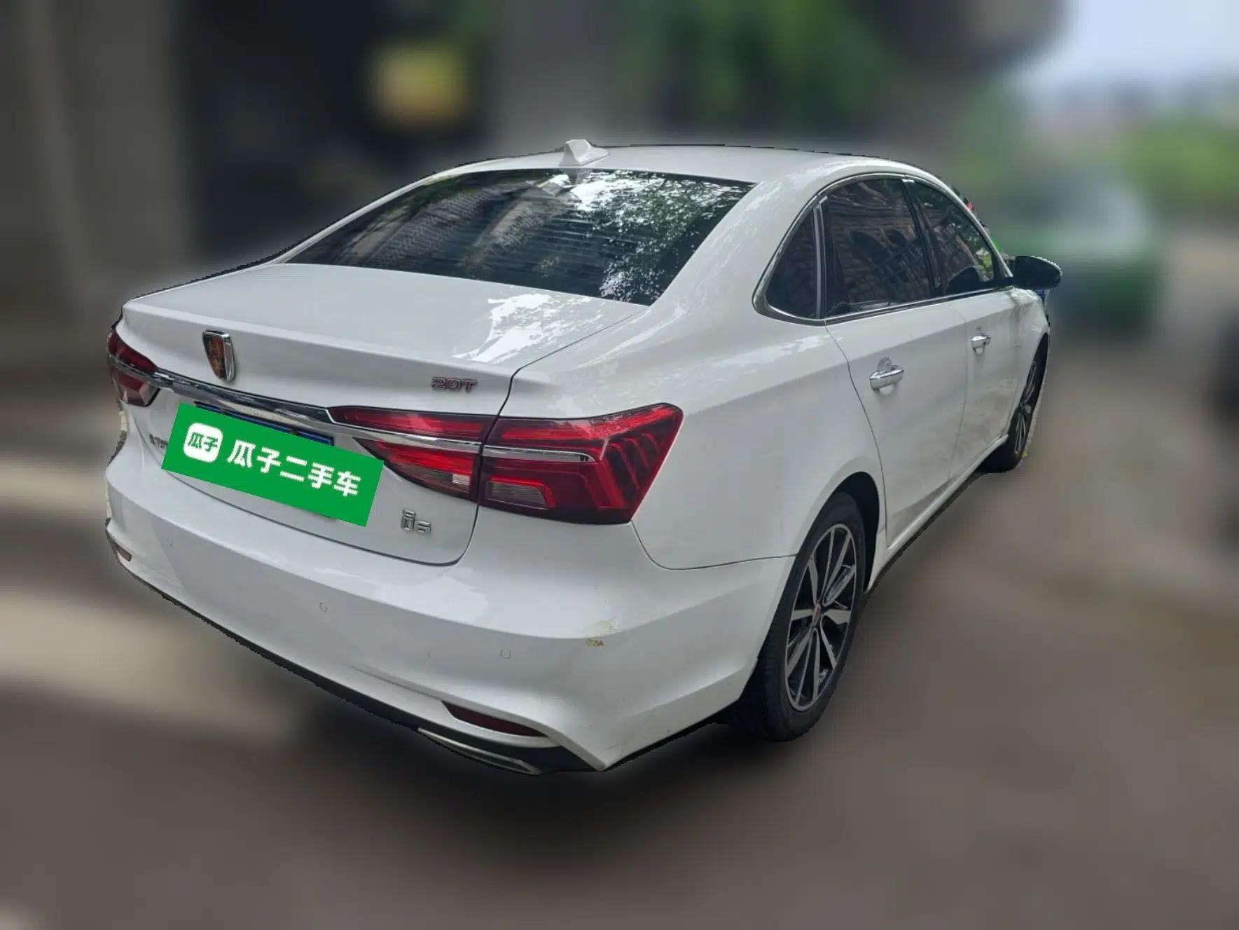 Roewe i6 2018 20T Automatic Internet Smart Edition — миниатюра 6