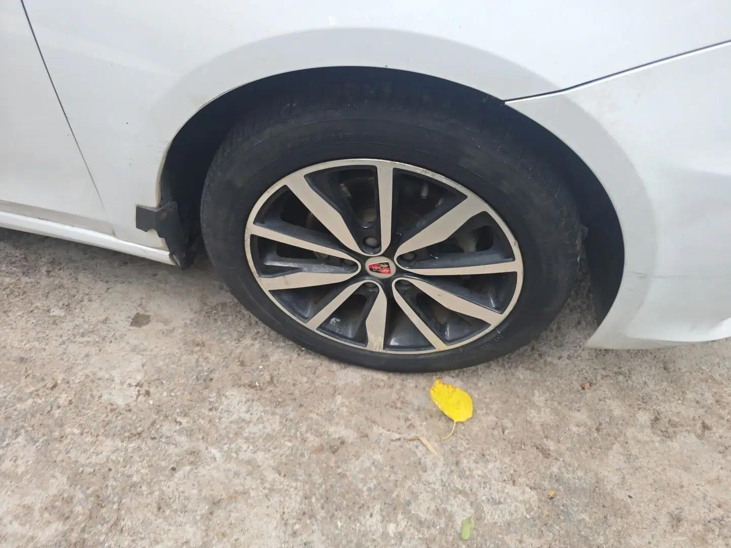 Roewe i6 2018 20T Automatic Internet Smart Edition — миниатюра 8