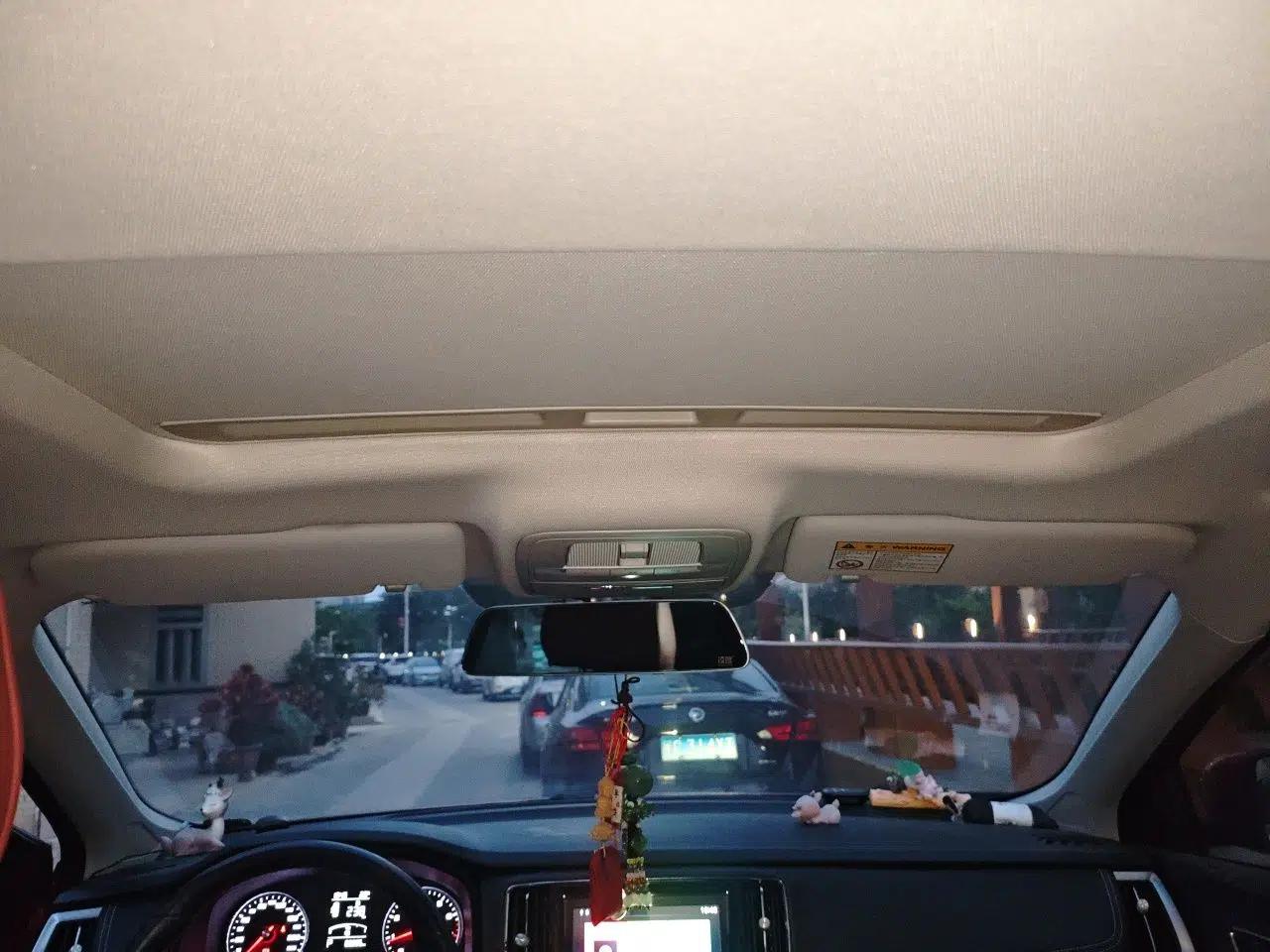 Roewe i6 2018 20T Automatic Flagship Edition — миниатюра 19