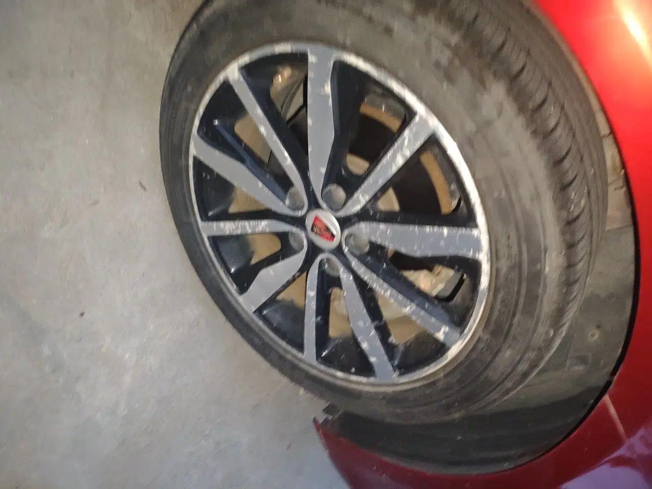 Roewe i6 2018 20T Automatic Flagship Edition — миниатюра 8
