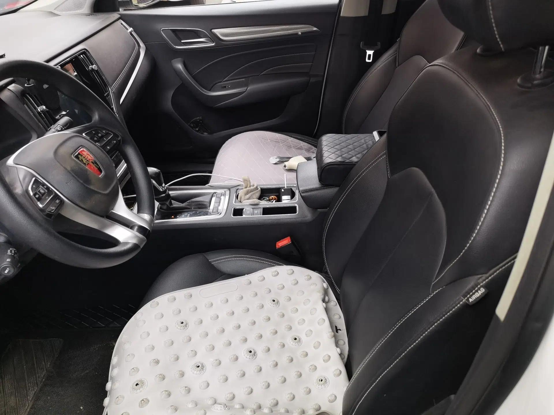 Roewe i6 2020 PLUS 1.6L CVT 4G Connected Glory Flagship Edition — миниатюра 16