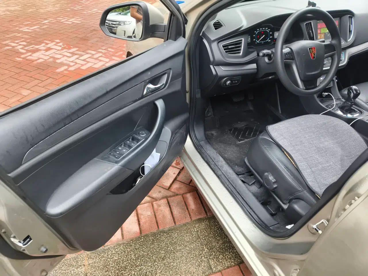 Roewe 360 2017 1.5L Automatic Luxury Edition — миниатюра 17