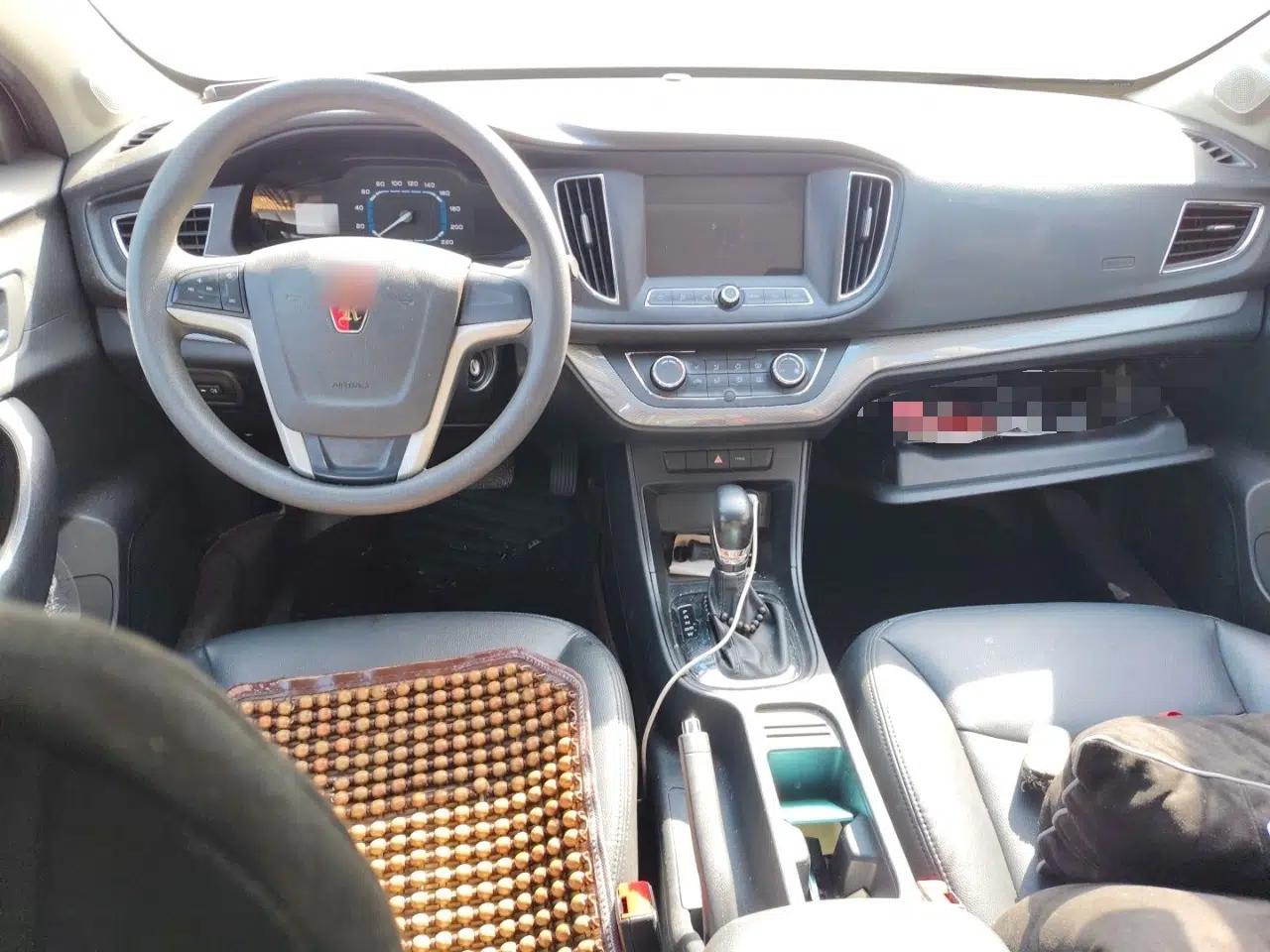 Roewe 360 2016 1.5L Automatic Smart Screen Version — миниатюра 10